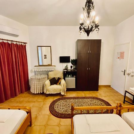 Eleutheria Rooms Igoumenitsa Exterior foto