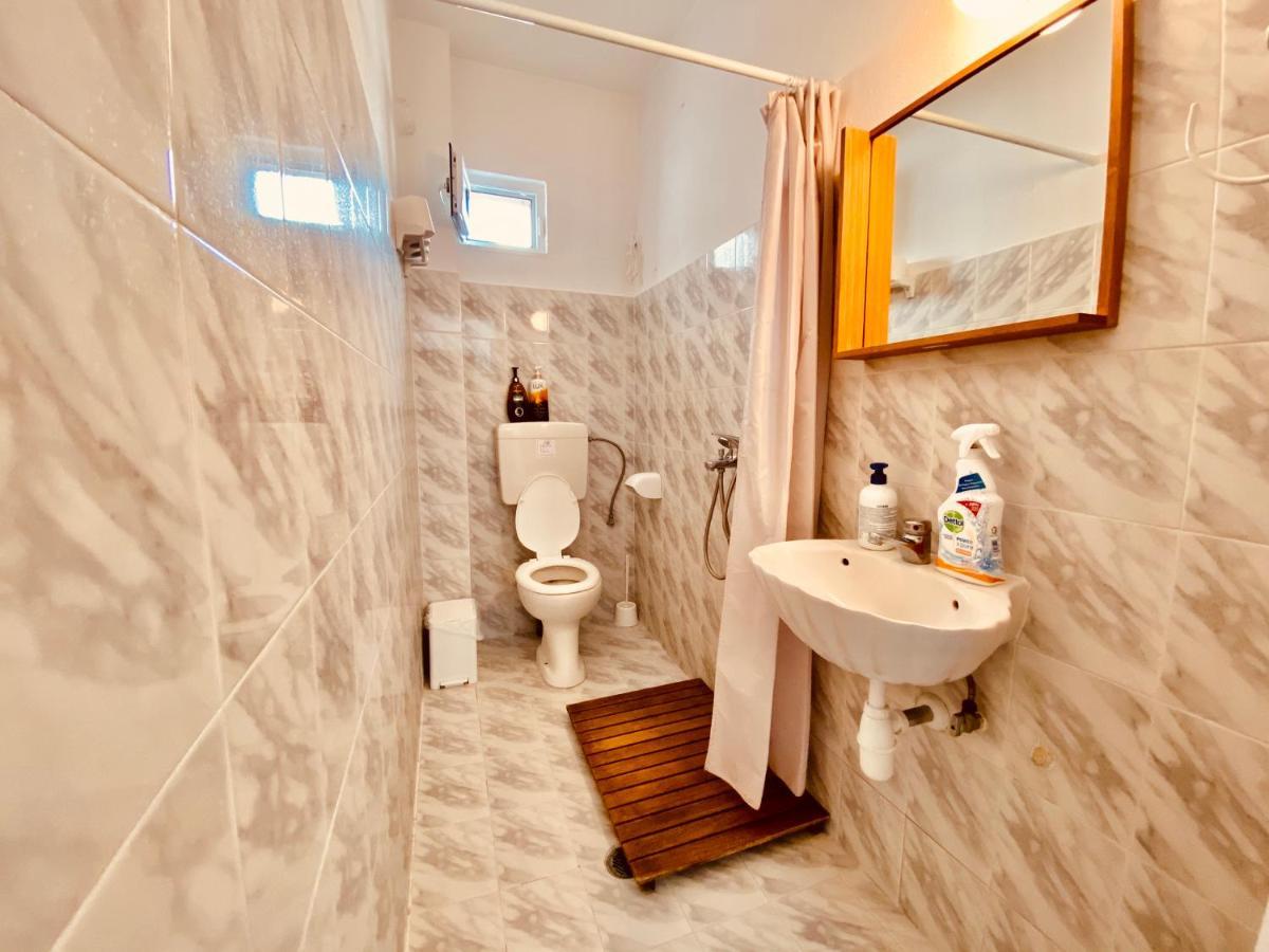Eleutheria Rooms Igoumenitsa Exterior foto